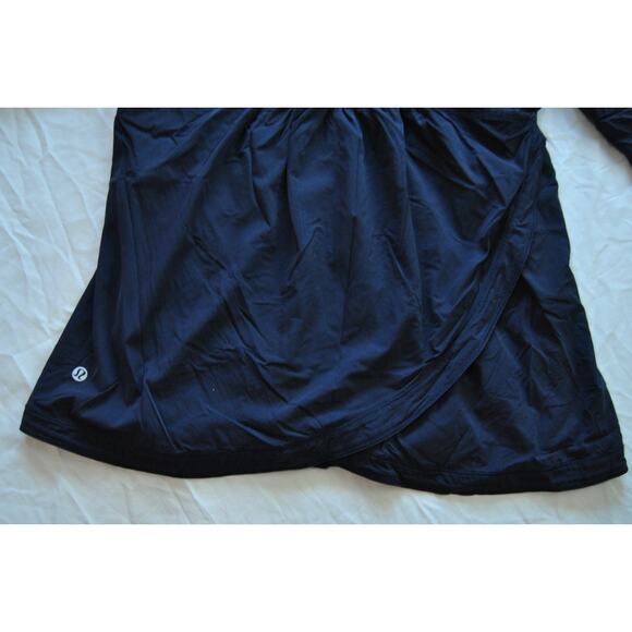 Lululemon Windbreaker with Hideaway Hoodie Size 10 Dark Blue - Picture 7 of 10